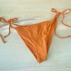 Urban Outfitters Out From Under Textured  Daisy Swim Bottom